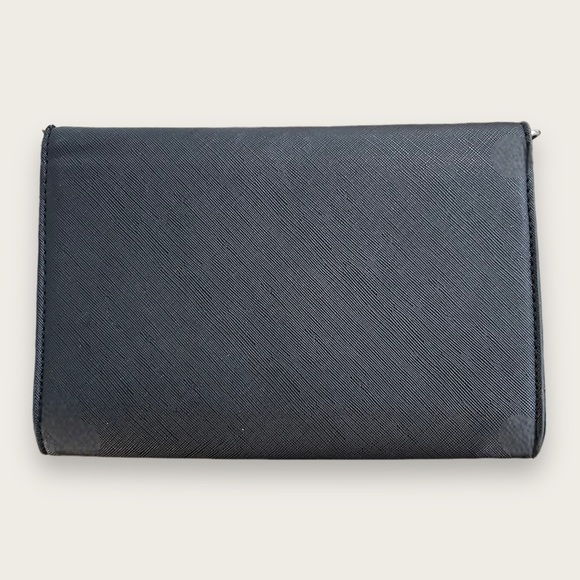 Betsey Johnson Crossbody Bag On Chain Black Clutch Pcckets Card Holders Logo - Picture 4 of 12